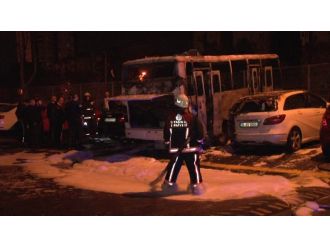 İstanbul’da 3 araç yandı