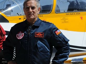 Emir subayı tutuklandı