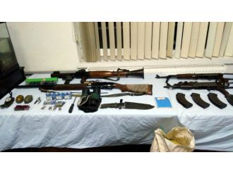 İzmir’de PKK’ya ait cephanelik ele geçirildi