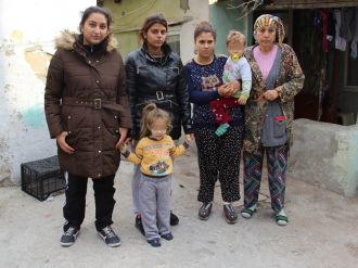 Romanlar tasarının geri çekilmesini istemiyor