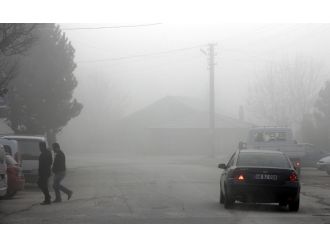 Bolu’da görüş mesafesi 20 metreye düştü