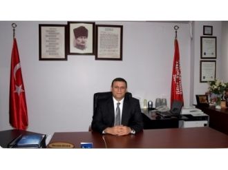 Okul müdürü Öğretmenler Günü’nde kalbine yenik düştü