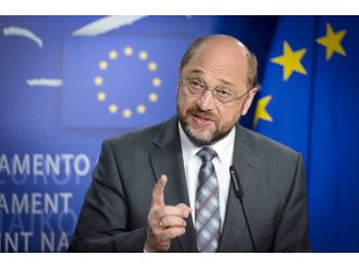 AP Başkanı Schulz’dan yeni karar