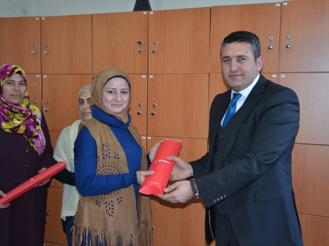 Elbistan'da Suriyeli öğretmenler için program düzenlendi