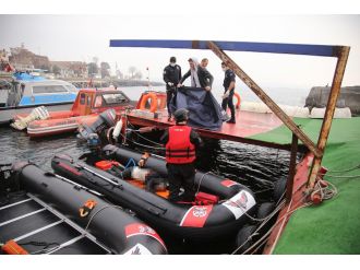 Fatih’te denizden erkek cesedi çıkarıldı