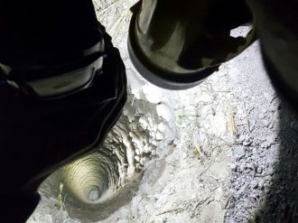 8 yaşındaki kız sondaj kuyusuna düştü