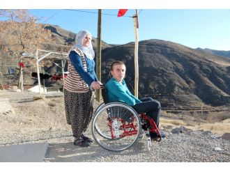 30 bin lira bulunamazsa Emirhan felç kalacak