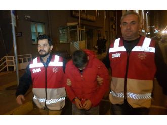 Sokak ortasında silahlı dehşet