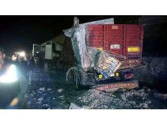 Ortalık savaş alanına döndü: 1 ölü, 3 yaralı