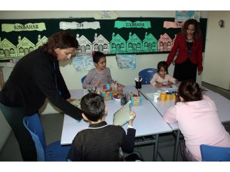 Fedakar öğretmenler