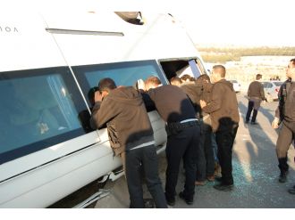 Okul servisi takla attı: 6’sı ağır 20 yaralı