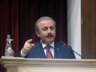 Şentop Anayasa referandumu için baharı işaret etti