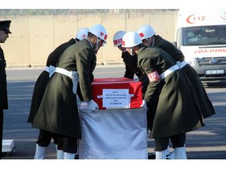 Şehit korucu için tören