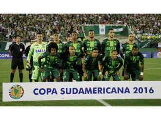 Uçak kazasından yalnızca 6 kişi kurtuldu