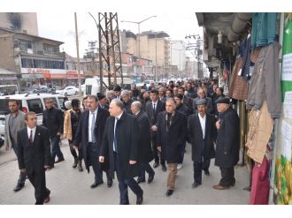 CHP heyeti Yüksekova’da