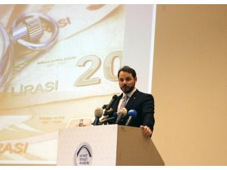 "Tarih yapraklarından çıkıp tarih yazdık”