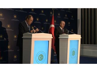 Kritik görüşmenin ardından kameraların karşısına geçtiler