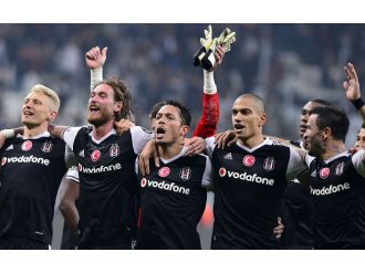 Kartal deplasmandan boş dönmüyor