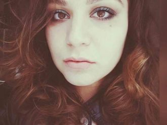 Kıza pusu kurup 3 el ateş ederek öldürmüş