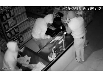 Aynı gece 5 süpermarketi soydular