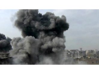 Misket ve napalm bombalarıyla sivilleri vuruyorlar