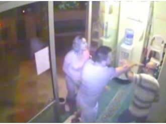 Müezzini darp edenlere 40 yıl hapis talebi