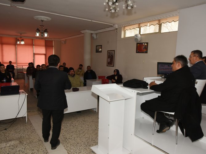 Göksun'da Girişimcilik Kursu Açıldı