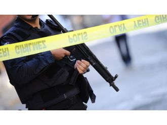 İzmir’de bombalı eylem hazırlığındaki 2 kadın terörist yakalandı