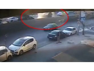 Zırhlı özel harekat aracı böyle takla attı