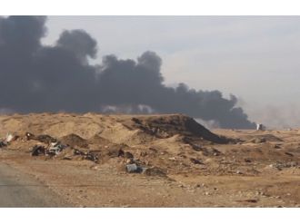 DEAŞ Musul’da petrol kuyularını ateşe verdi