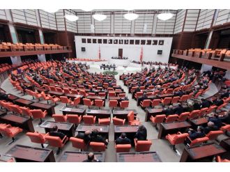 Anayasa değişiklik teklif metni Meclis’e yarın sunulacak