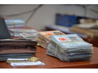 Bakın bu kimlikler nerden çıktı