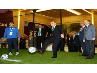 Cumhurbaşkanı Erdoğan topun başına geçti