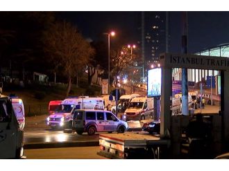 Beşiktaş’ta şüpheli paketler kontrollü olarak patlatıldı