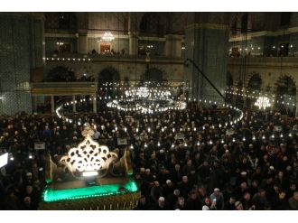 Bu gece Mevlit Kandili