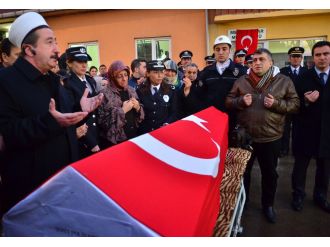 Şehit polisin naaşı memkeleti Zonguldak’ta