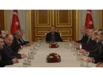 Kritik zirve 2 saat sürdü