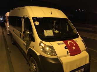 İstanbul’da servis minibüsçülerinden teröre tepki konvoyu