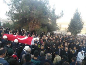 Sinop şehidine ağladı