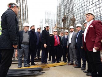 “İnsanlar ve makamlar gelir geçer, önemli olan arkanızda sizinle anılacak eserler bırakmaktır”