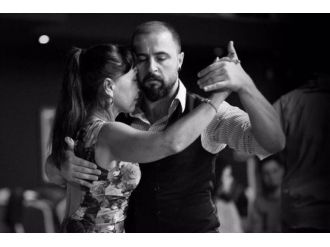 Ardında 3 aylık hamile eş bıraktı