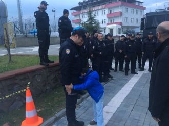 Köksal Baba’dan ’Polisimin Yanındayım’ kampanyasına destek