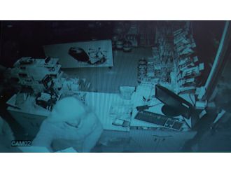 7 dakikada 40 bin liralık mal çaldılar