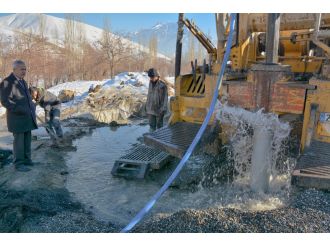 Kayyum bereketiyle geldi: Hakkari’de su sevinci