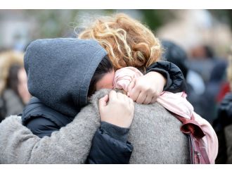 Cenazede gözyaşları sel oldu