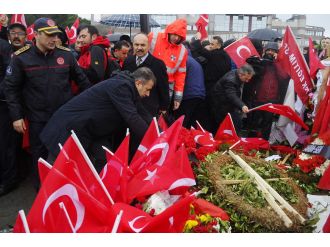 İstanbul İtfaiyesi Şehitler Tepesi’ni ziyaret etti