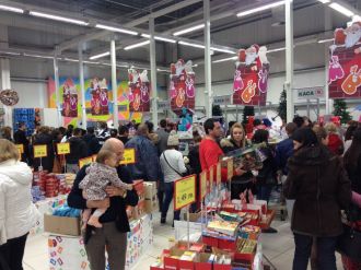 Mağazalarda Noel çılgınlığı