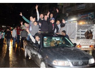 990 sivili katlettiler: Katliamı da kutladılar