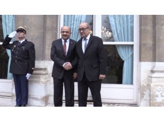 Bakan Işık Fransız mevkidaşıyla görüştü