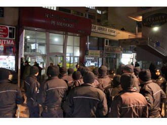 Konya’da HDP binasına saldırı